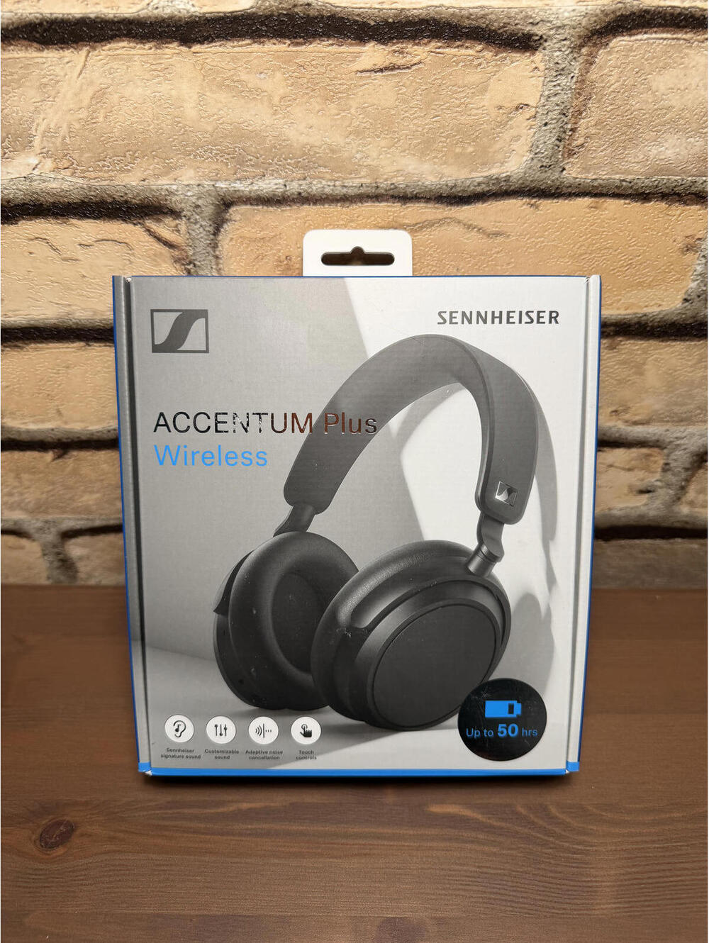 SENNHEISER ACCENTUM Plus Wireless Headphones